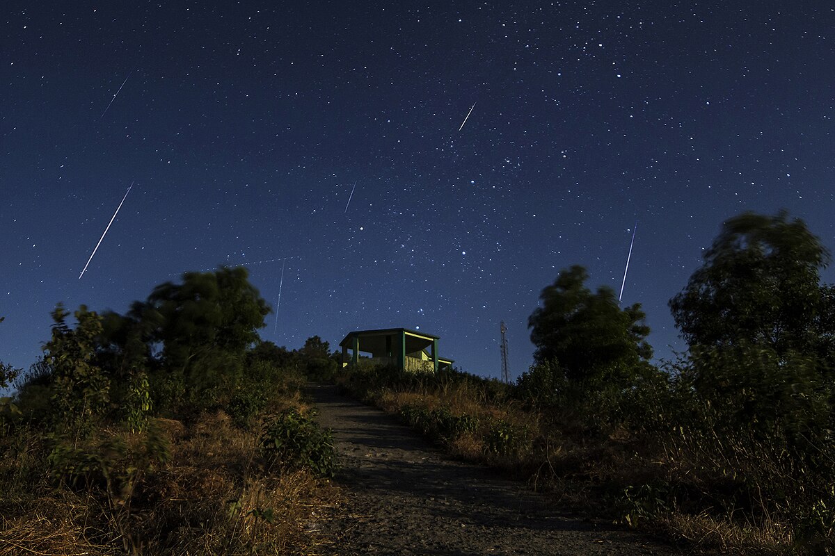 meteor shower dark skies
