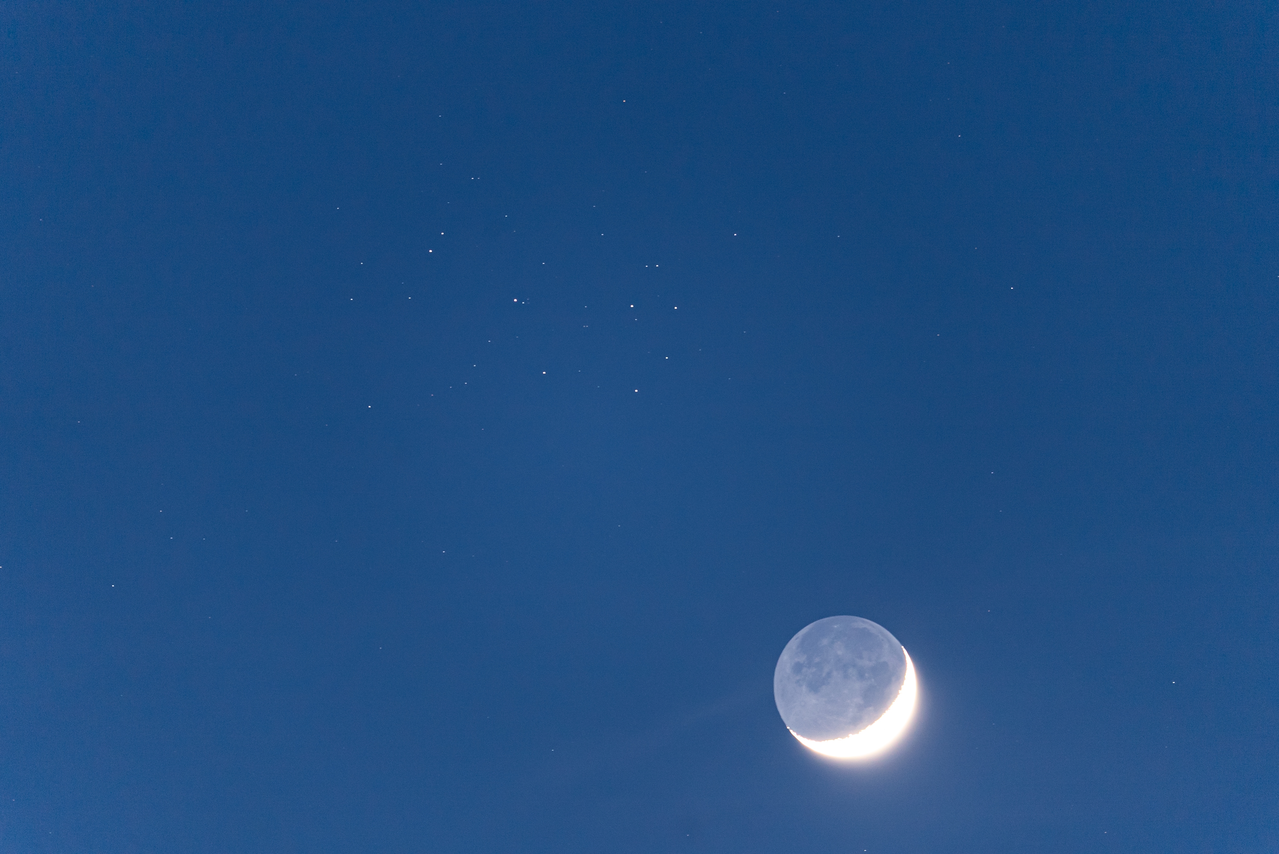 Moon April 2025 Astronomy | The Aurora Zone