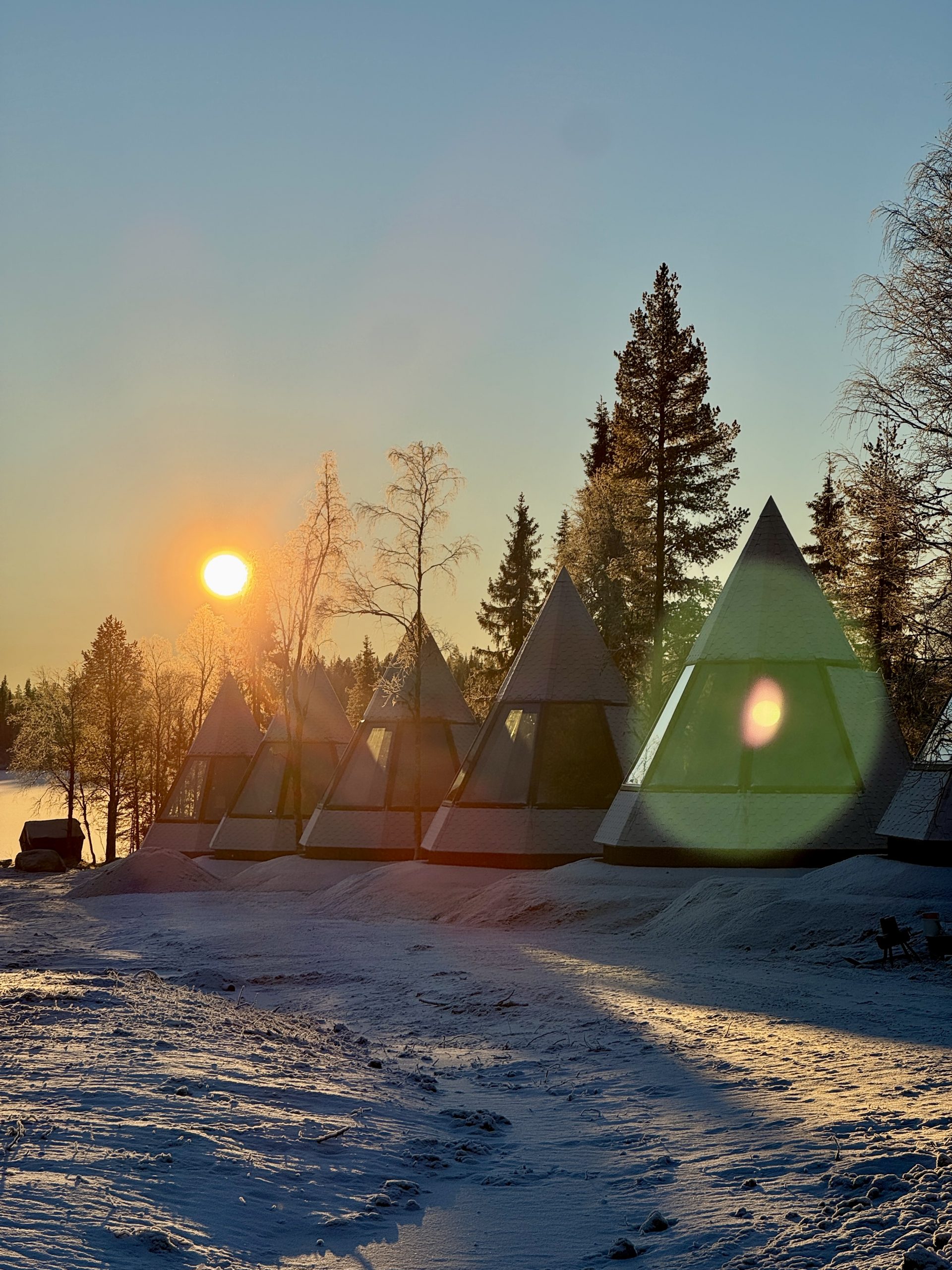 Nivunki Village - Glass Kota Adventure under The Northern